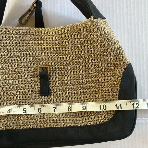 Crochet Shoulder Purse - Picture 4 of 11